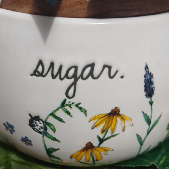 New!! Rae Dunn Floral Ceramic Sugar Jar with Wooden Lid NWT - Picture 3 of 13